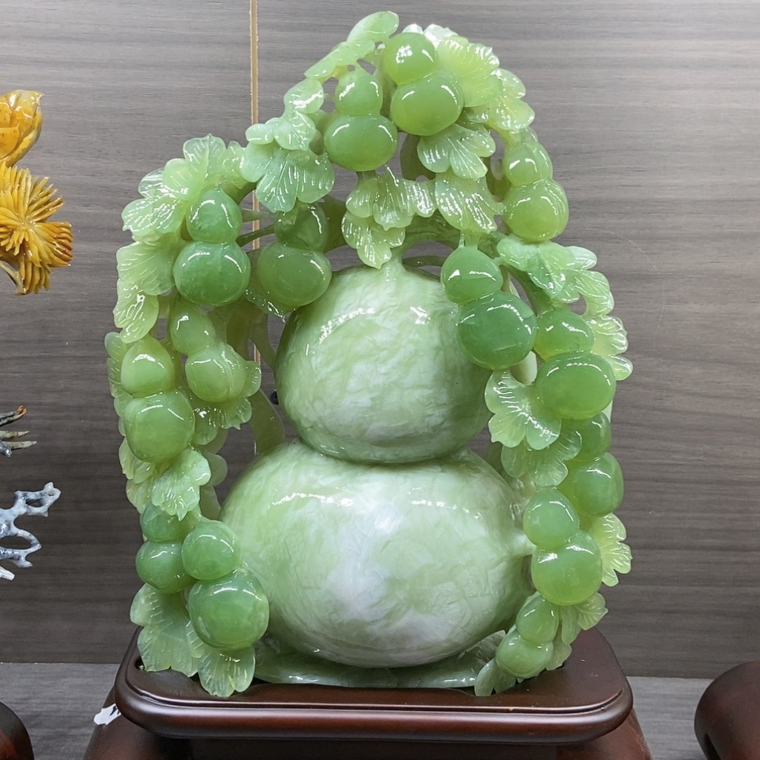 【闪购商品】蛇纹石玉（覆膜）珠宝奇石未镶嵌