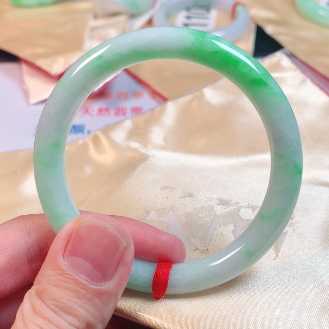 翡翠手镯未镶嵌翡翠手镯56.8