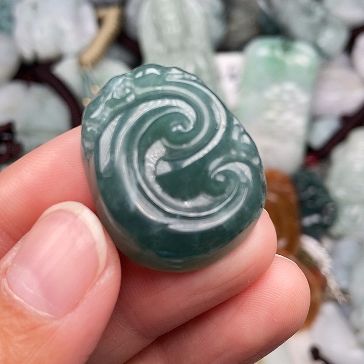 颈饰未镶嵌翡翠翡翠