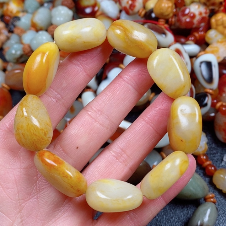 和田玉手链未镶嵌