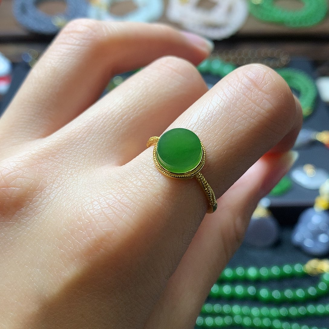 和田玉银S925镶嵌戒指下**。