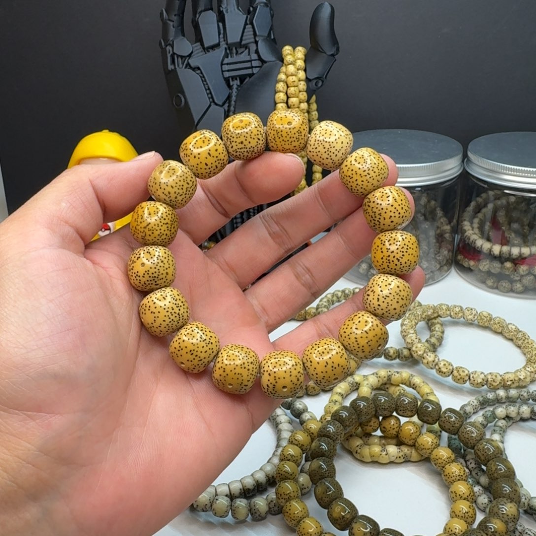 星月菩提手串久**功原生态桶珠单圈