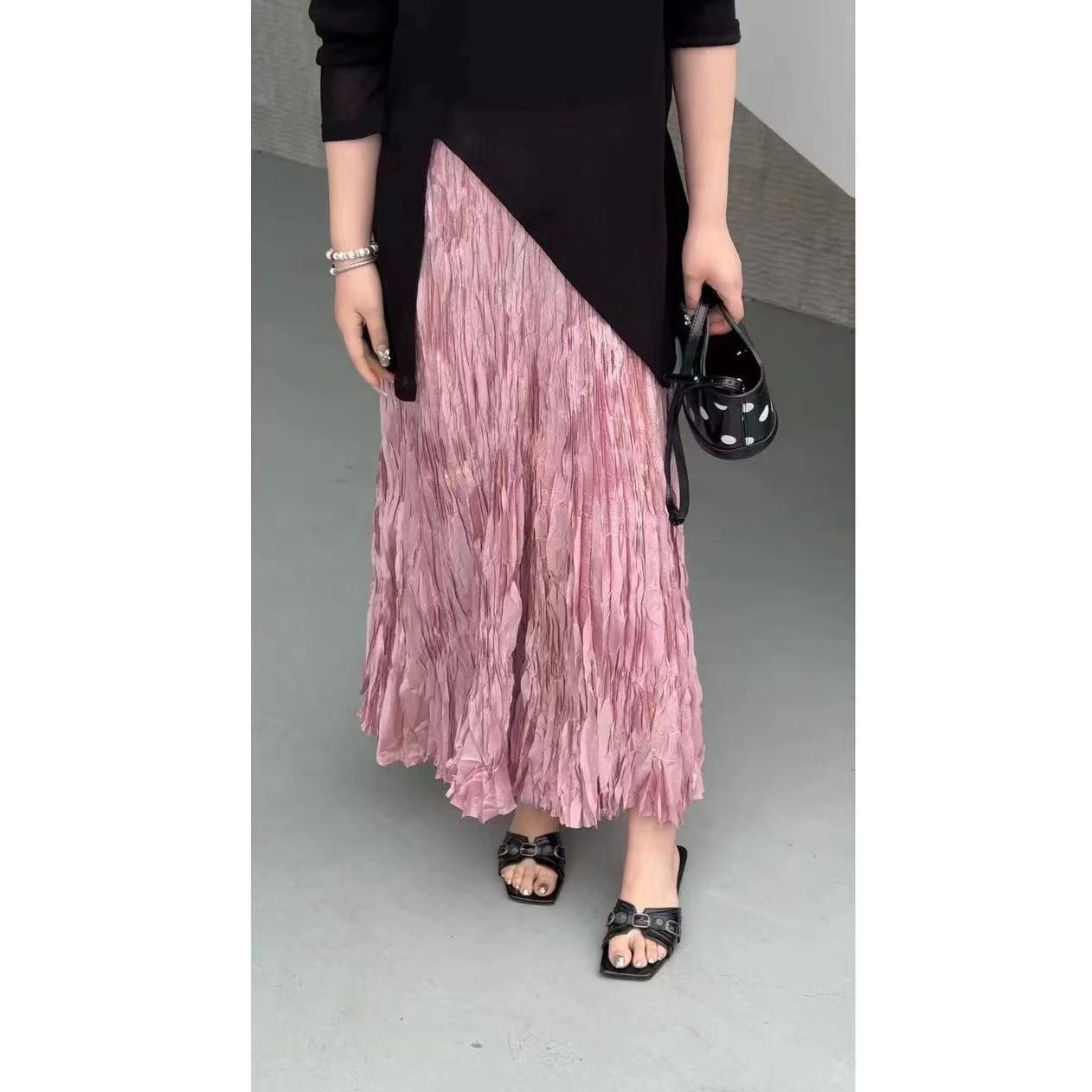 琪琪怪怪大码女装【在逃公主】波浪褶皱不规则半身裙D23661QTQ