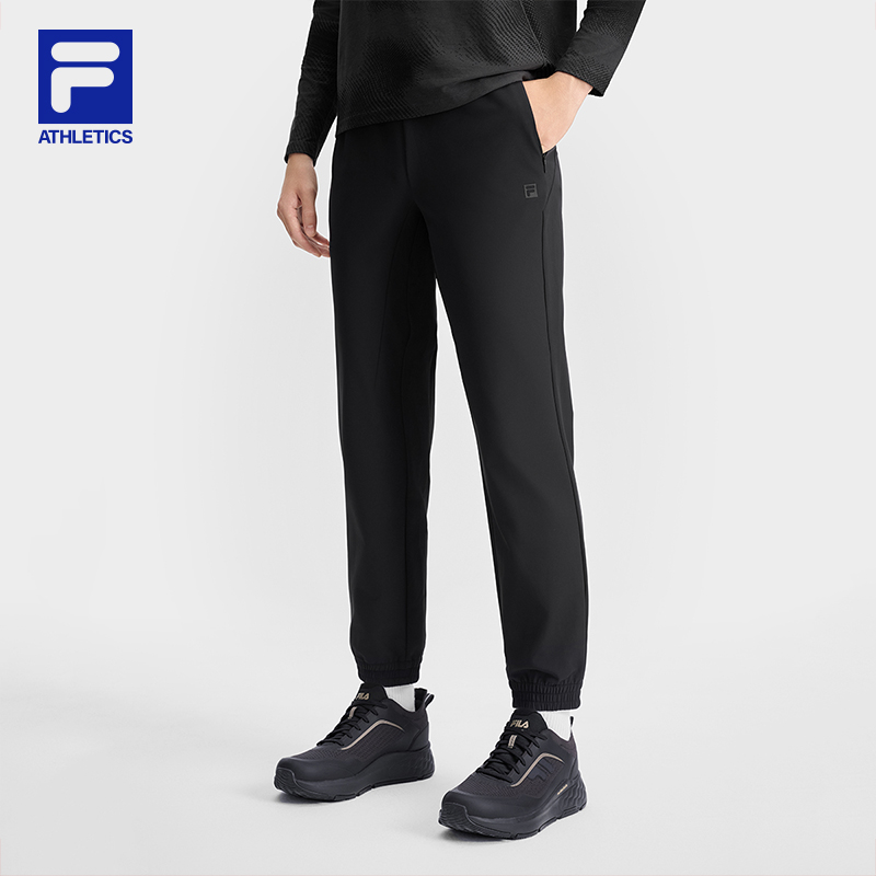 Fila/斐乐男款户外运动休闲商务长裤舒适百搭秋冬梭织A11M511810F