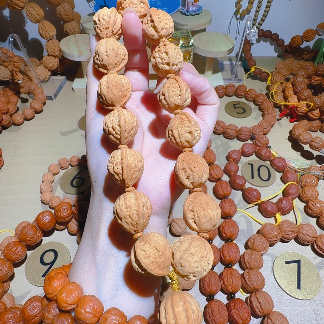 晋*文玩核桃吊坠麒麟官帽小核桃