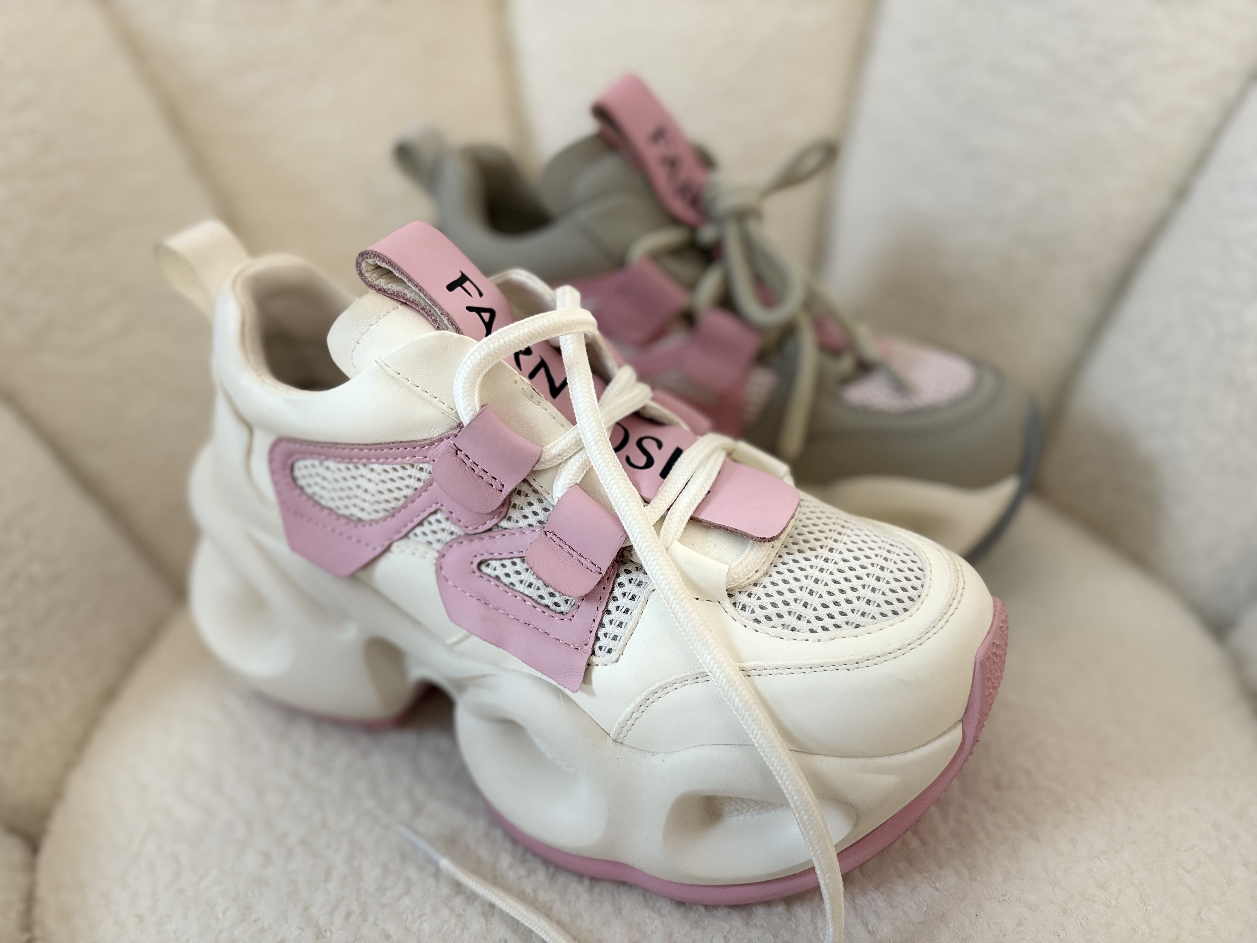 [十一] H 时尚女装百搭鞋子 WST潮流 FYX 网面拼接 两色 911-9A