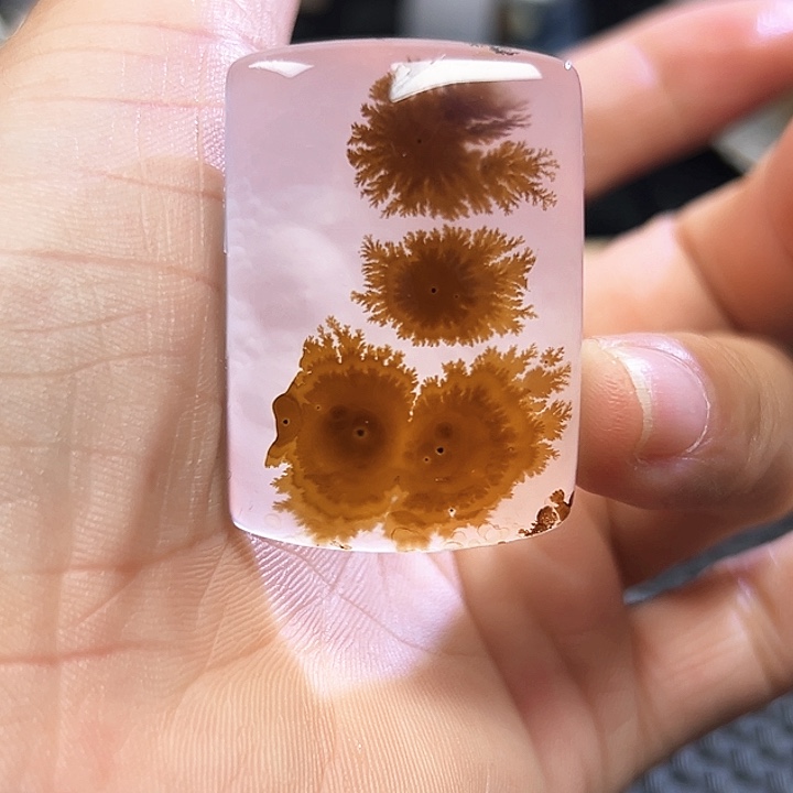 玛瑙/玉髓未镶嵌珠宝半成品