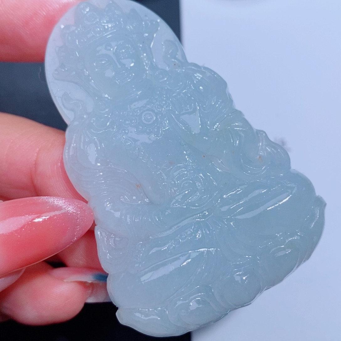 定制翡翠吊坠未镶嵌