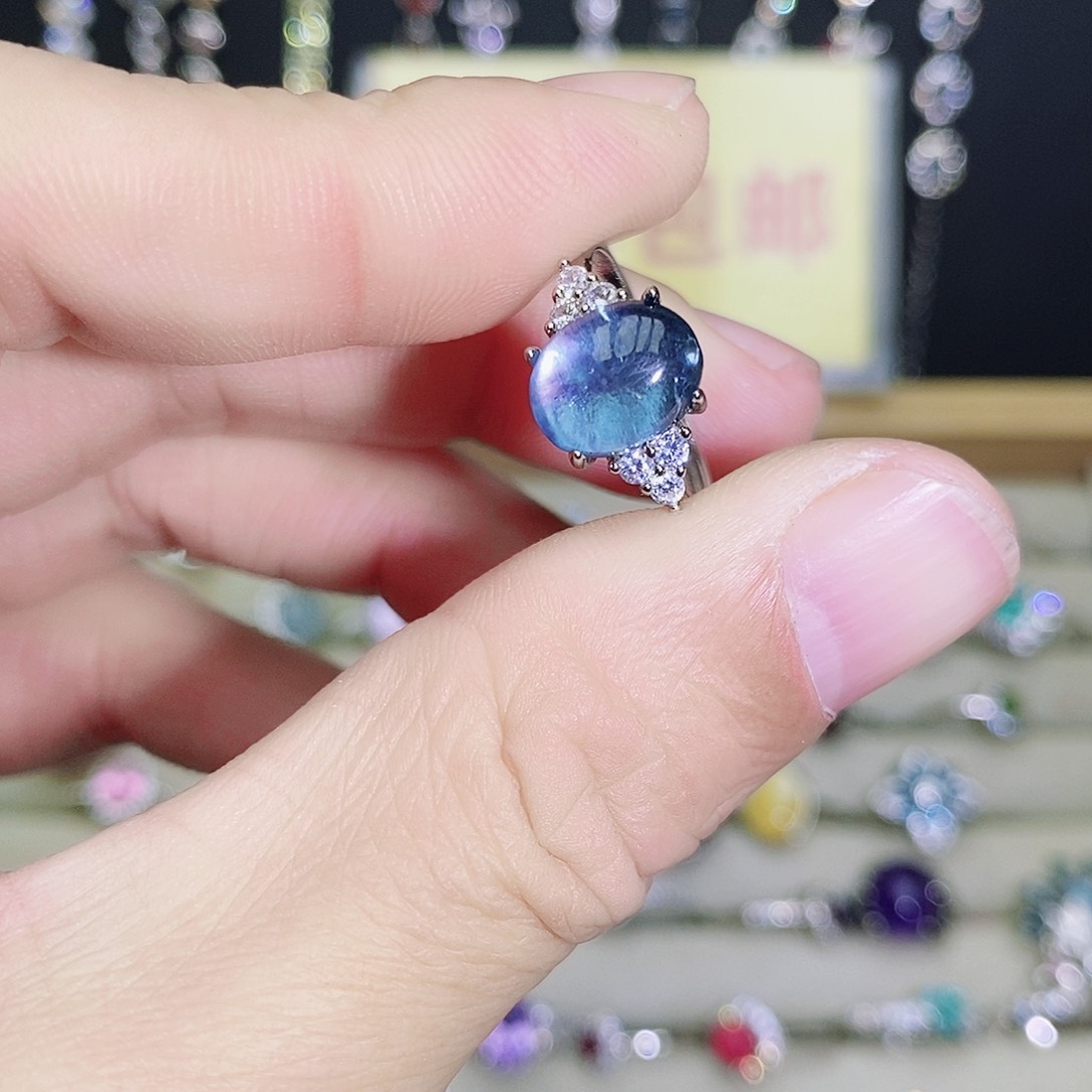 未镶嵌戒圈海蓝宝石