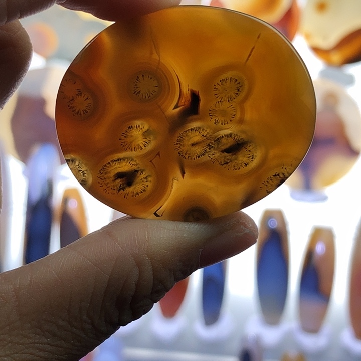 查罗石未镶嵌珠宝半成品58