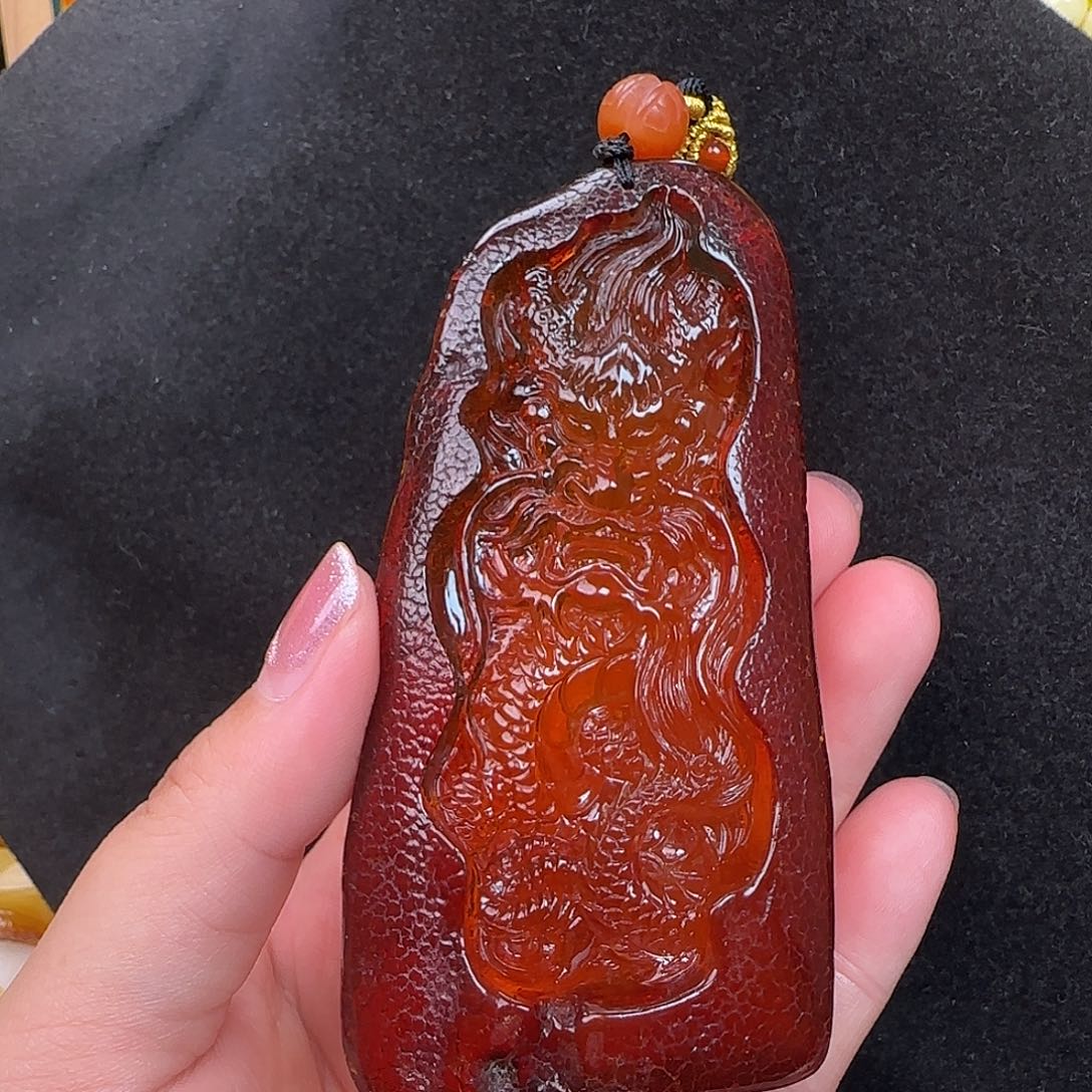 芊***活琥珀未镶嵌珠宝奇石