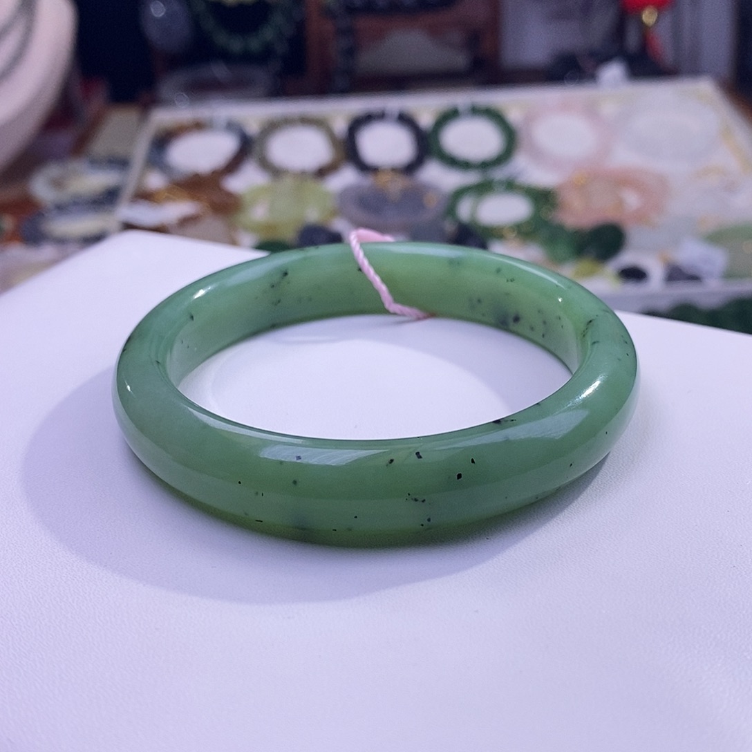 颈饰未镶嵌和田玉57乌兰海老矿料冰底猕猴桃手镯