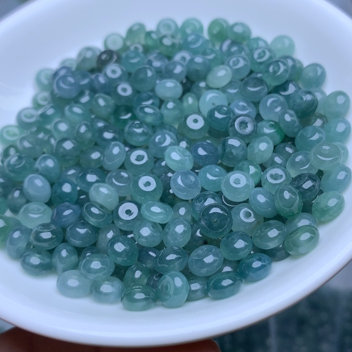 散珠翡翠卡3.5乘6.4冰蓝水鼓珠50个单圈