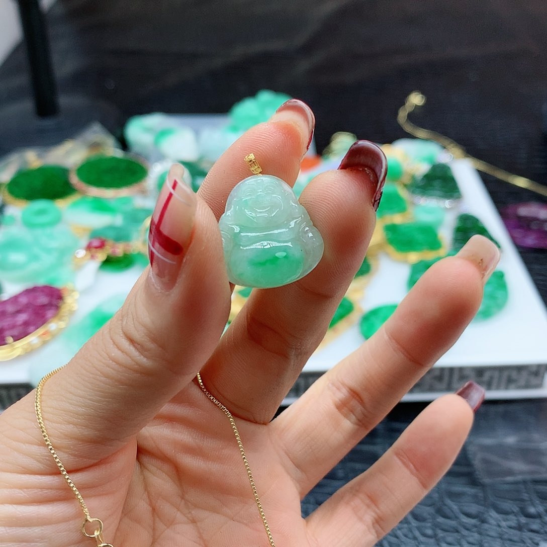 【闪购商品】翡翠吊坠(赠链)18K金镶嵌