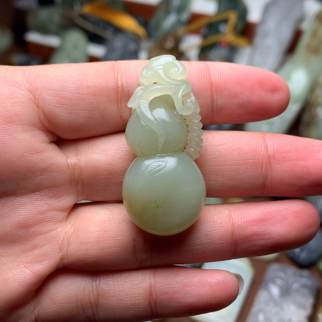 和田玉挂件未镶嵌