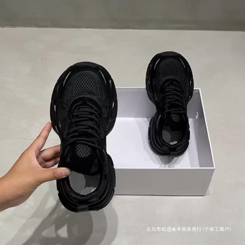 软底轻便运动鞋女鞋ins潮黑色老爹鞋秋季透气网面跑步鞋子女百搭