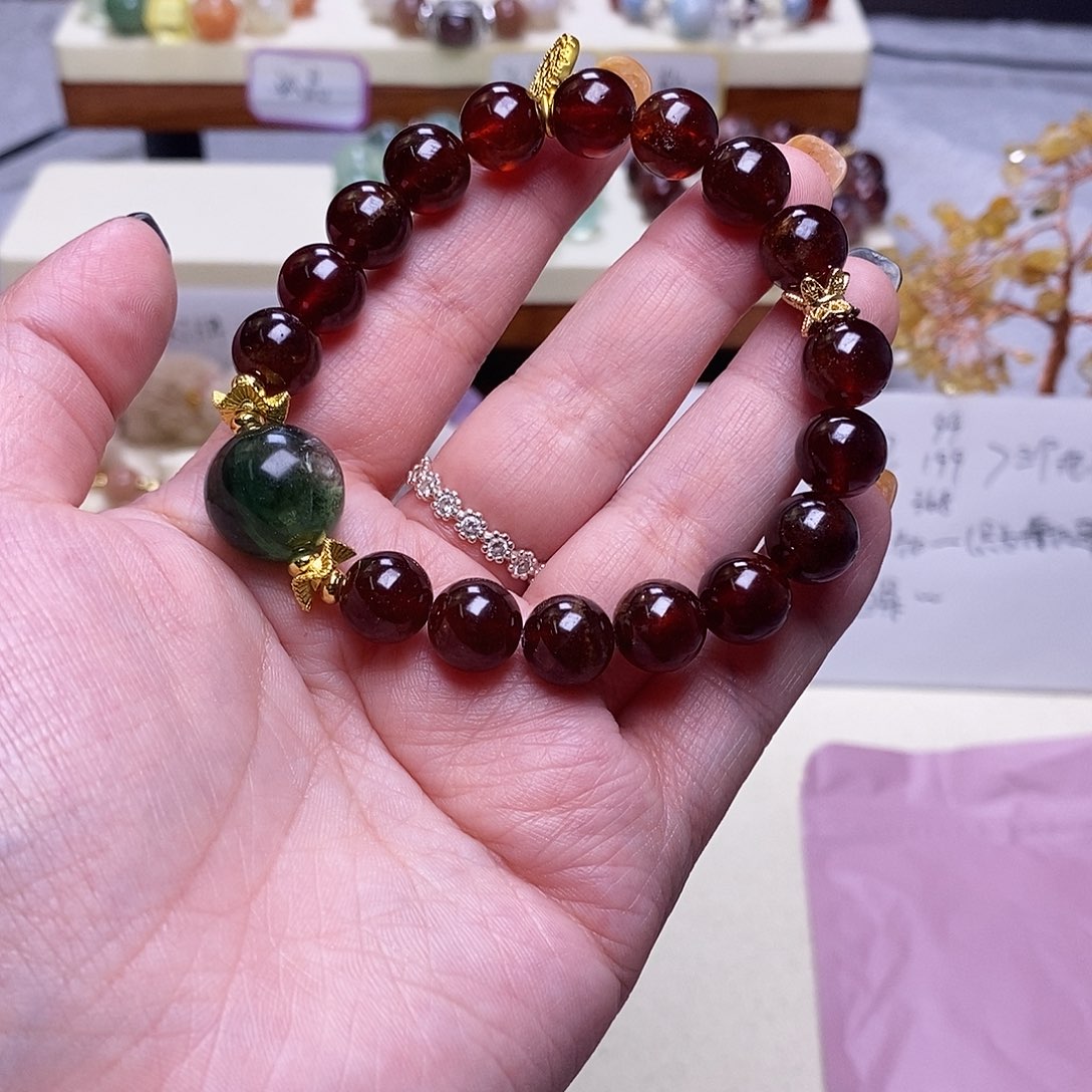 吊坠白玉菩提手串