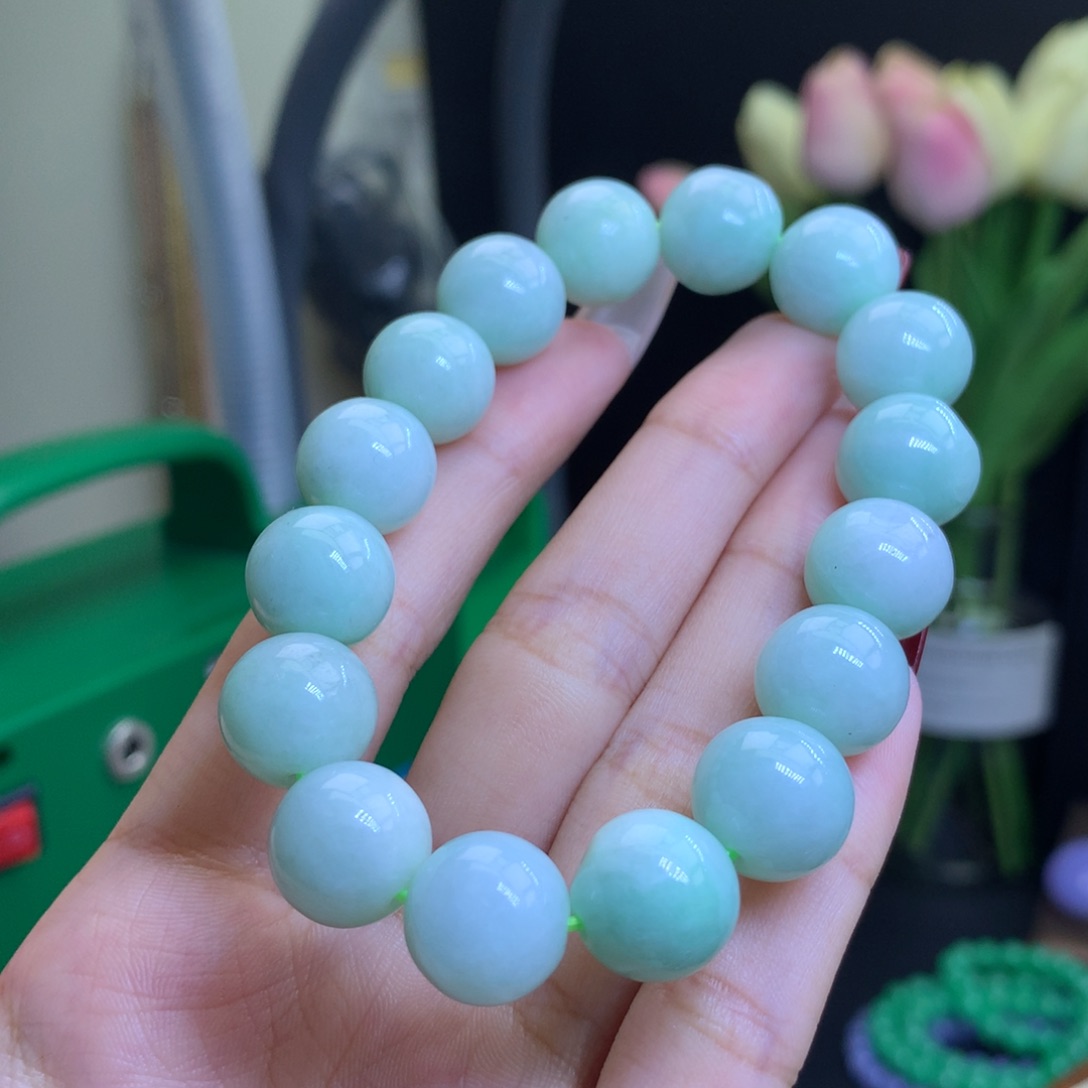 翡翠颈饰未镶嵌天然