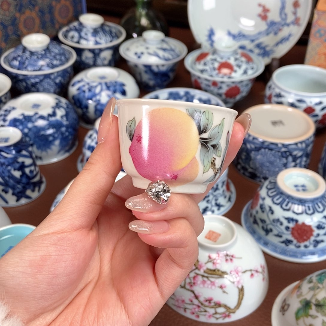 雅圣新彩桃子单杯