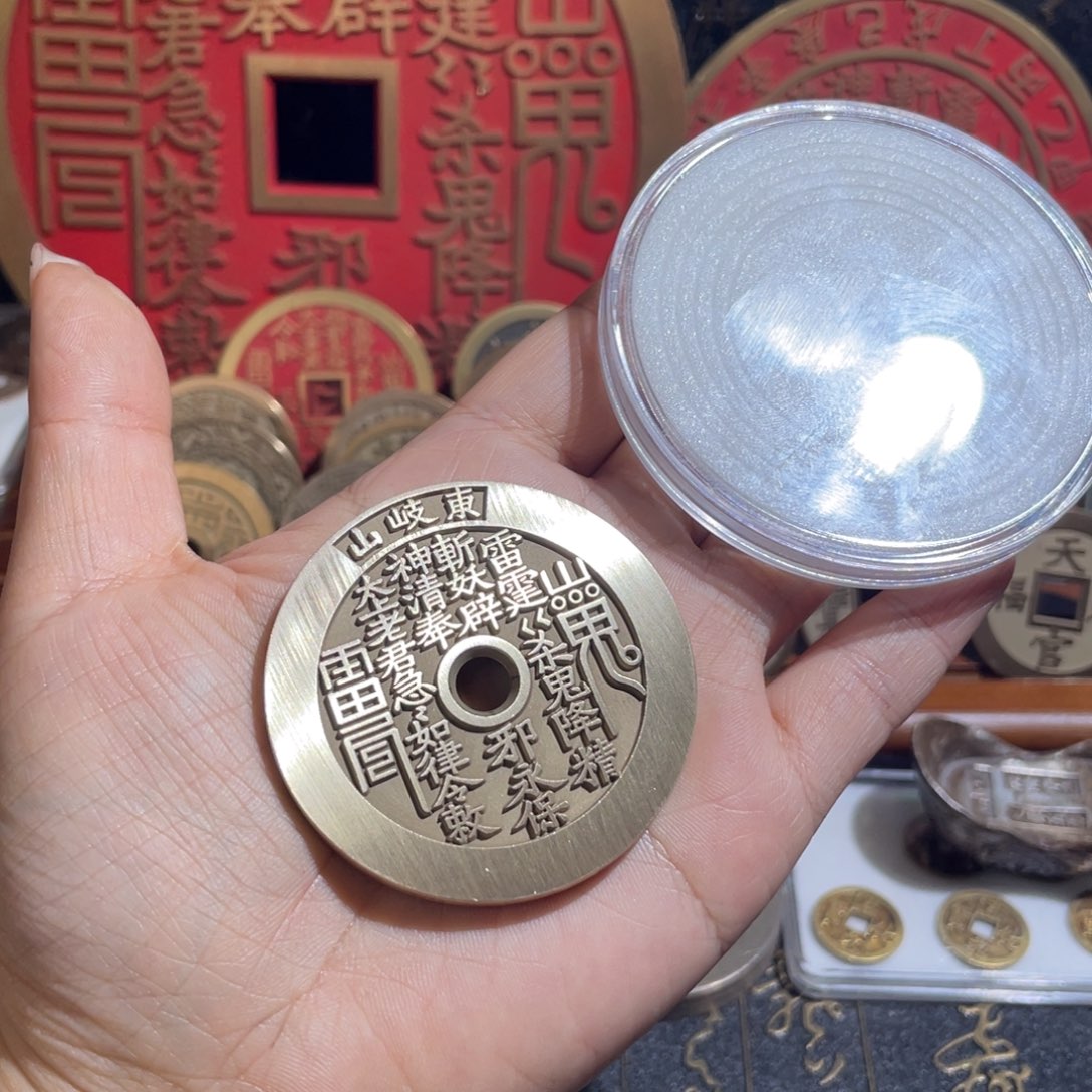 铜现代仿制工艺品