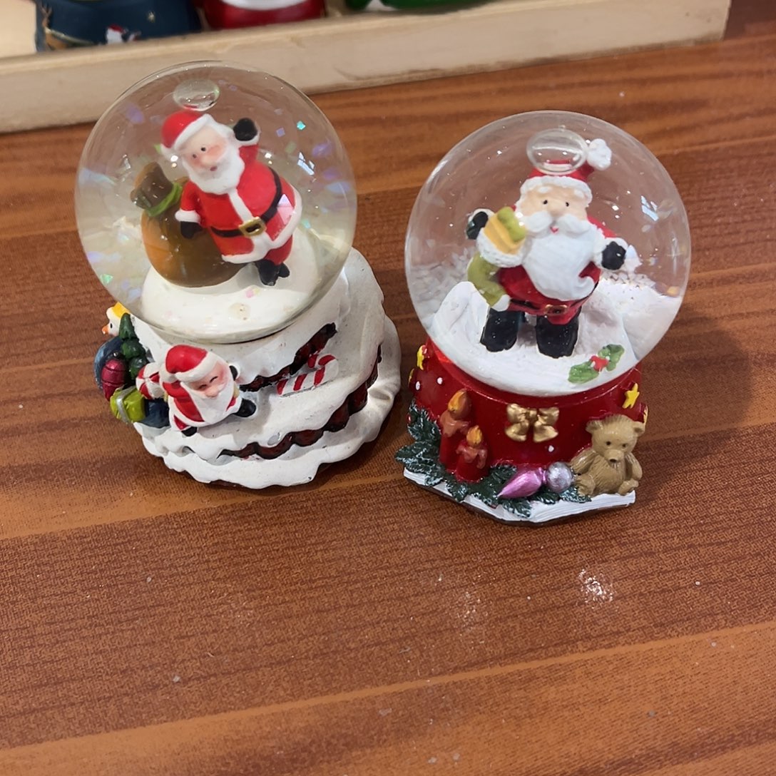 H***Y树脂两个摆件摆件摆件摆件