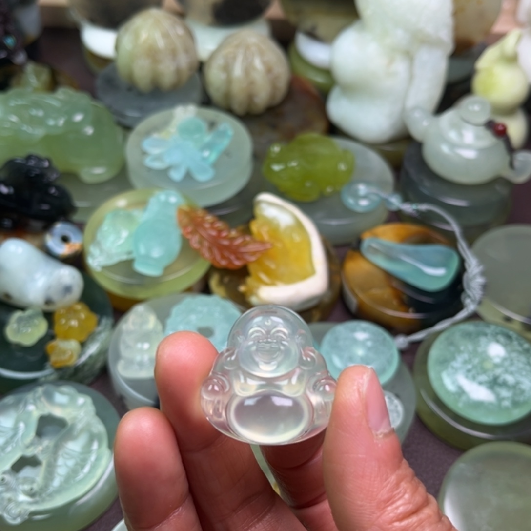 蛇纹石玉未镶嵌岫玉