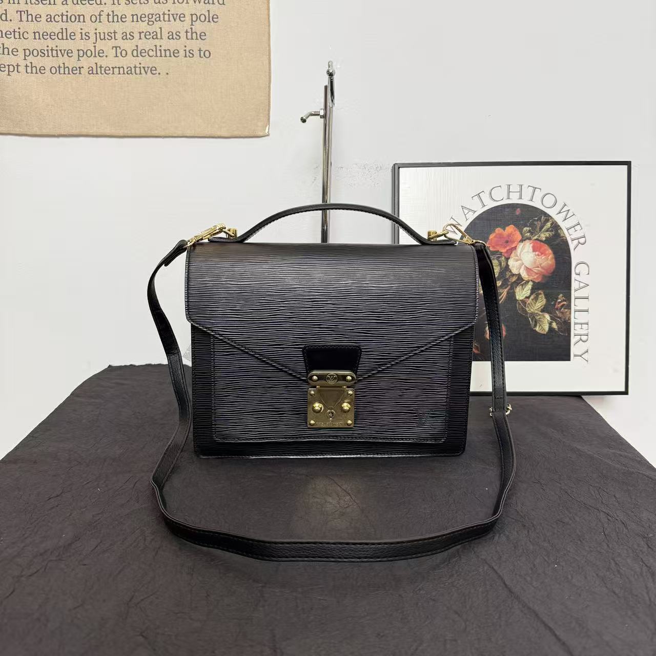 95新 LouisVuitton/路易威登 lv水波纹蒙梭手提包/单肩包/斜挎包