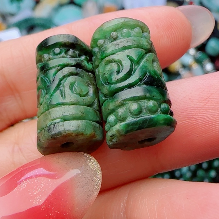 翡翠未镶嵌颈饰天然A货27