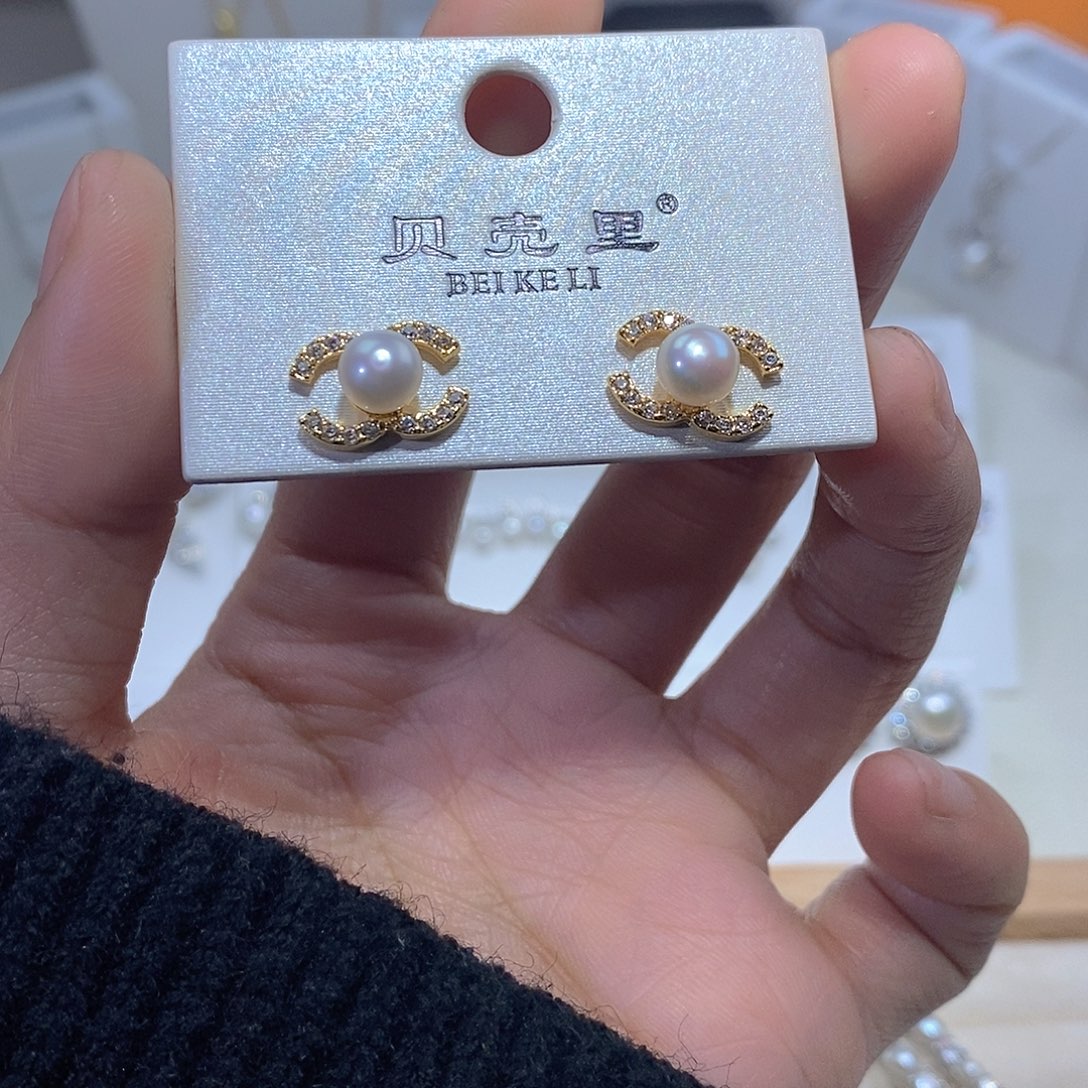 淡水珍珠耳饰未镶嵌