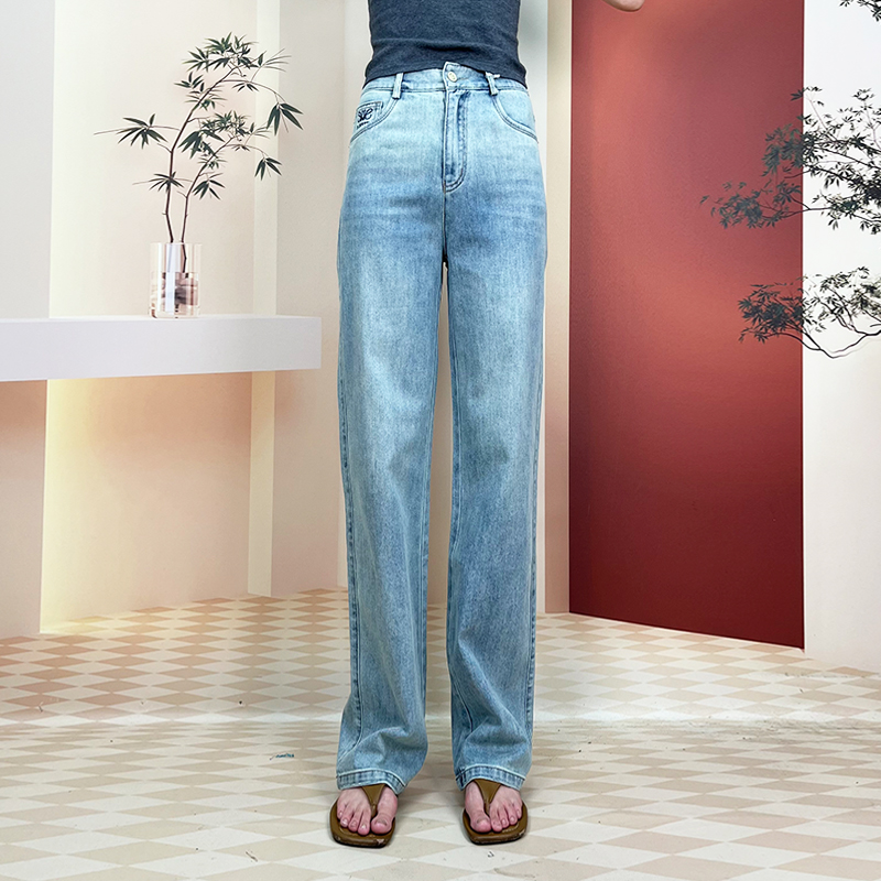 专柜撤柜春秋季新款休闲女宽松显瘦舒适直筒阔腿牛仔裤8902