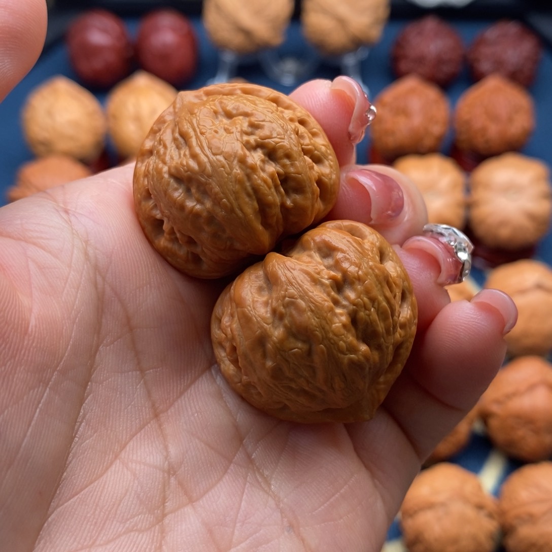 文玩核桃把件精品小手捻