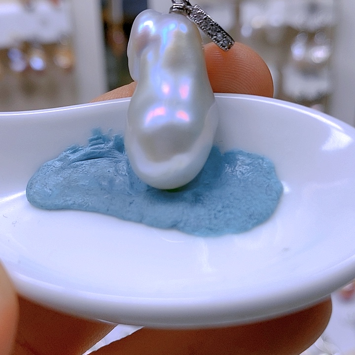 淡水珍珠颈饰合金