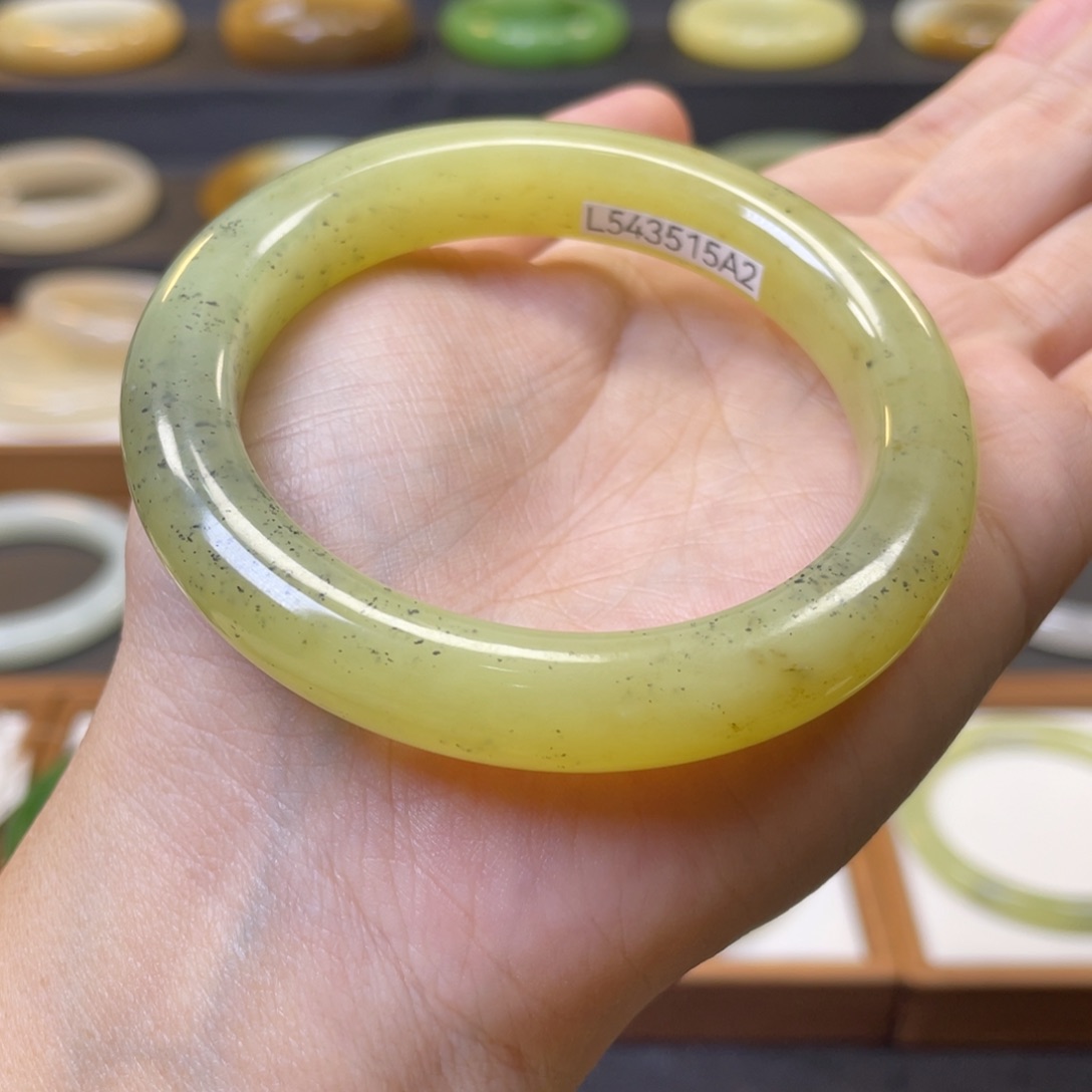 和田玉手镯53未镶嵌