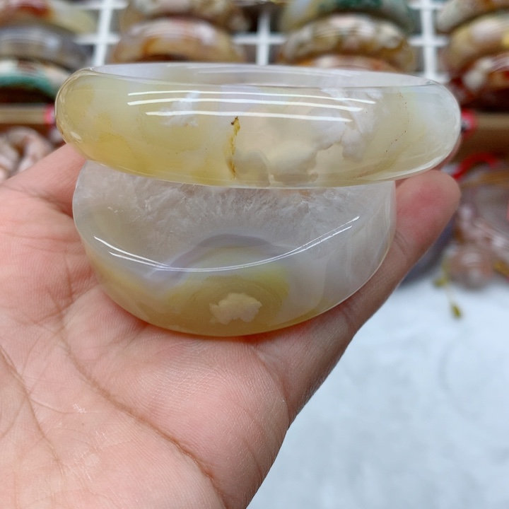 玛瑙/玉髓手镯未镶嵌60.5