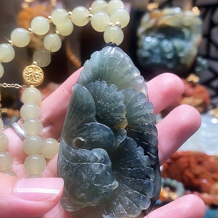 岫玉未镶嵌毛衣链