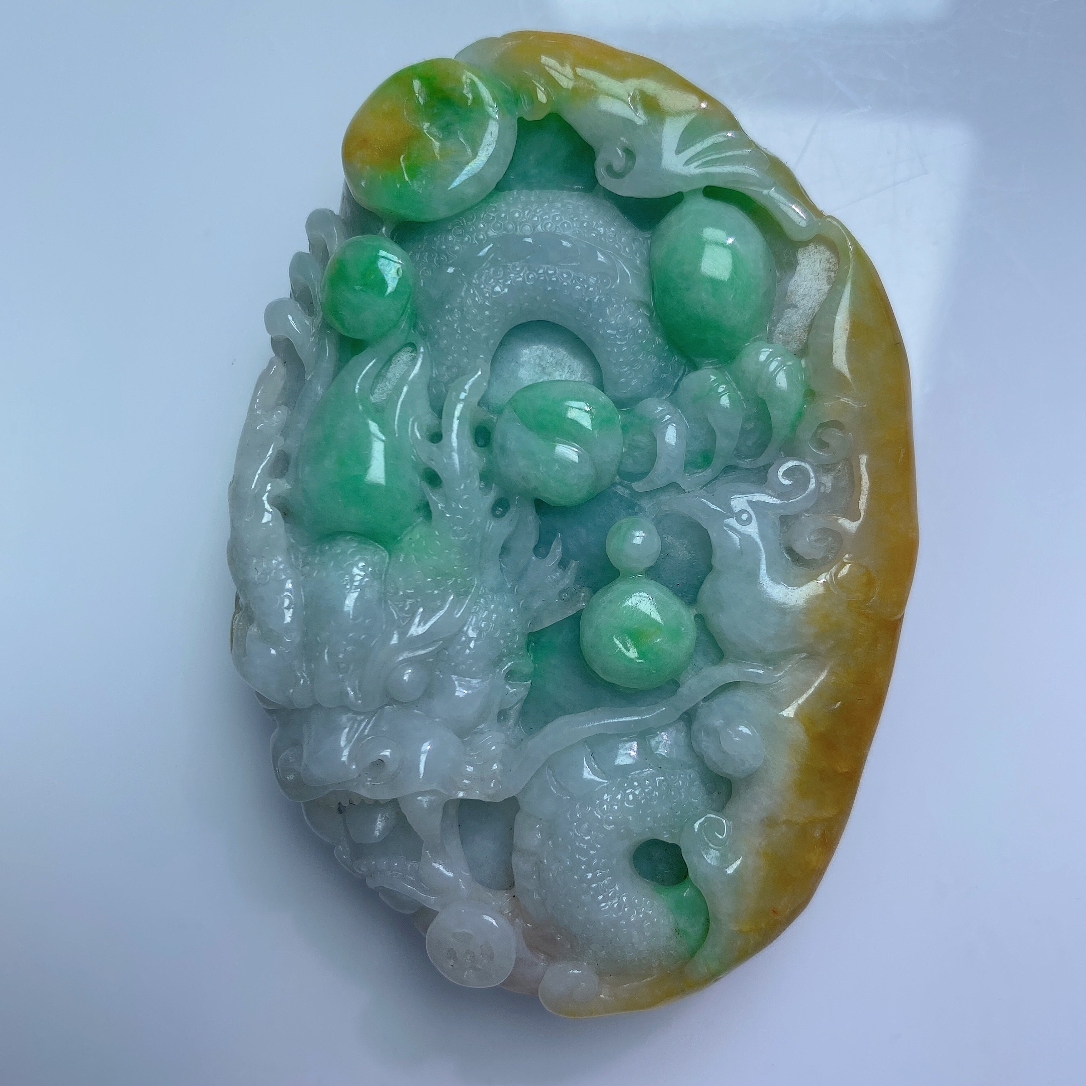 翡翠黄加绿精工厚装龙凤呈祥鱼戏莲叶吊坠