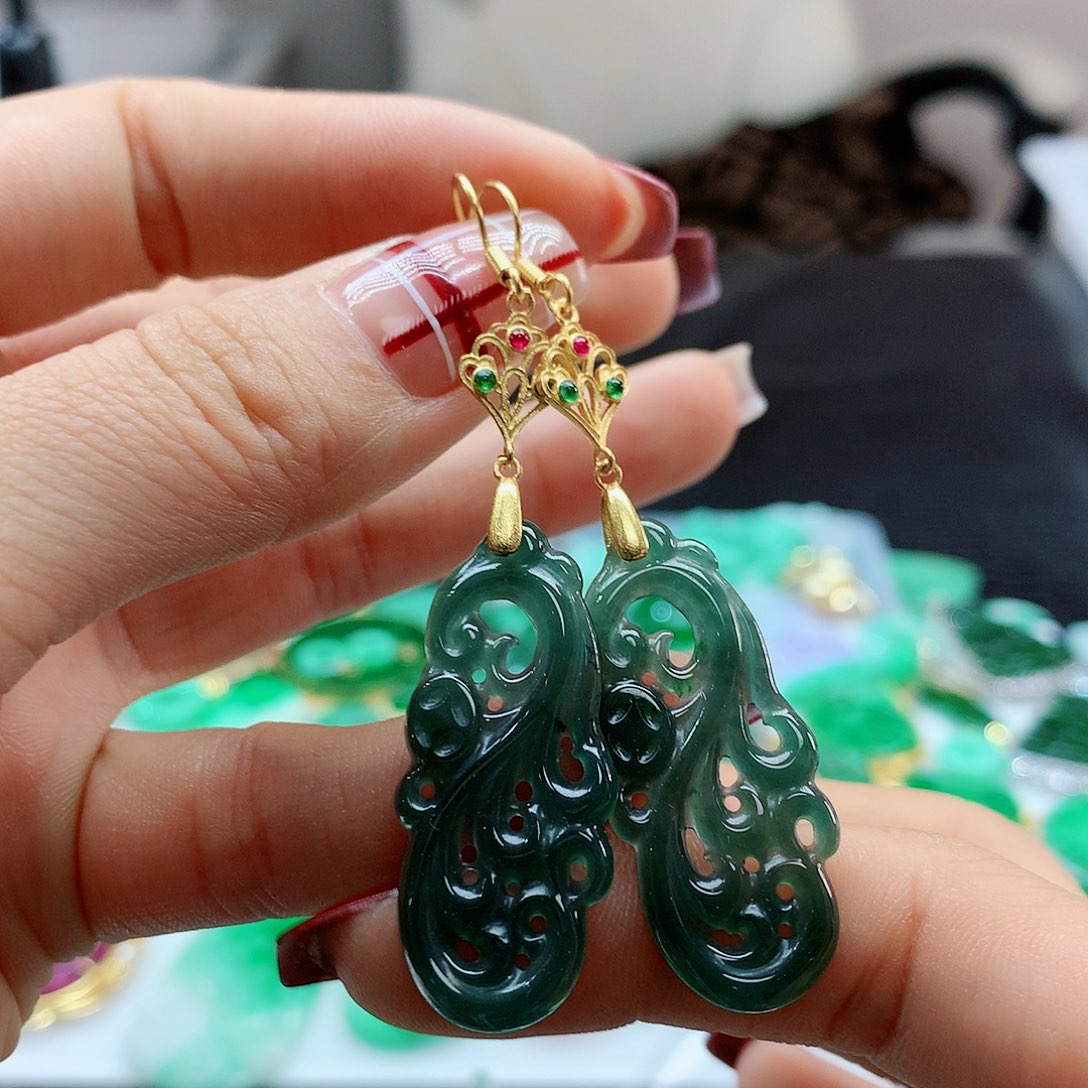 【闪购商品】翡翠耳饰未镶嵌，