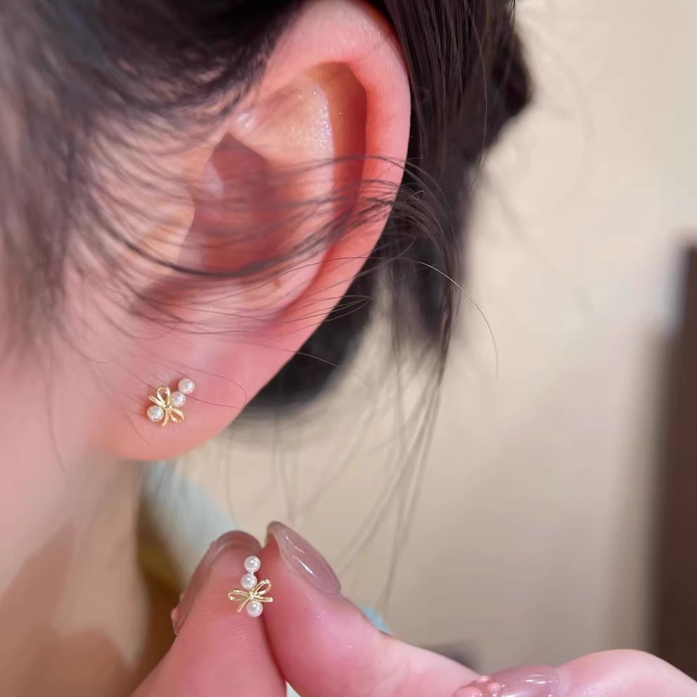 铜合金仿珍珠耳饰 精致蝴蝶结耳钉女2025新款爆款小众设计高级感