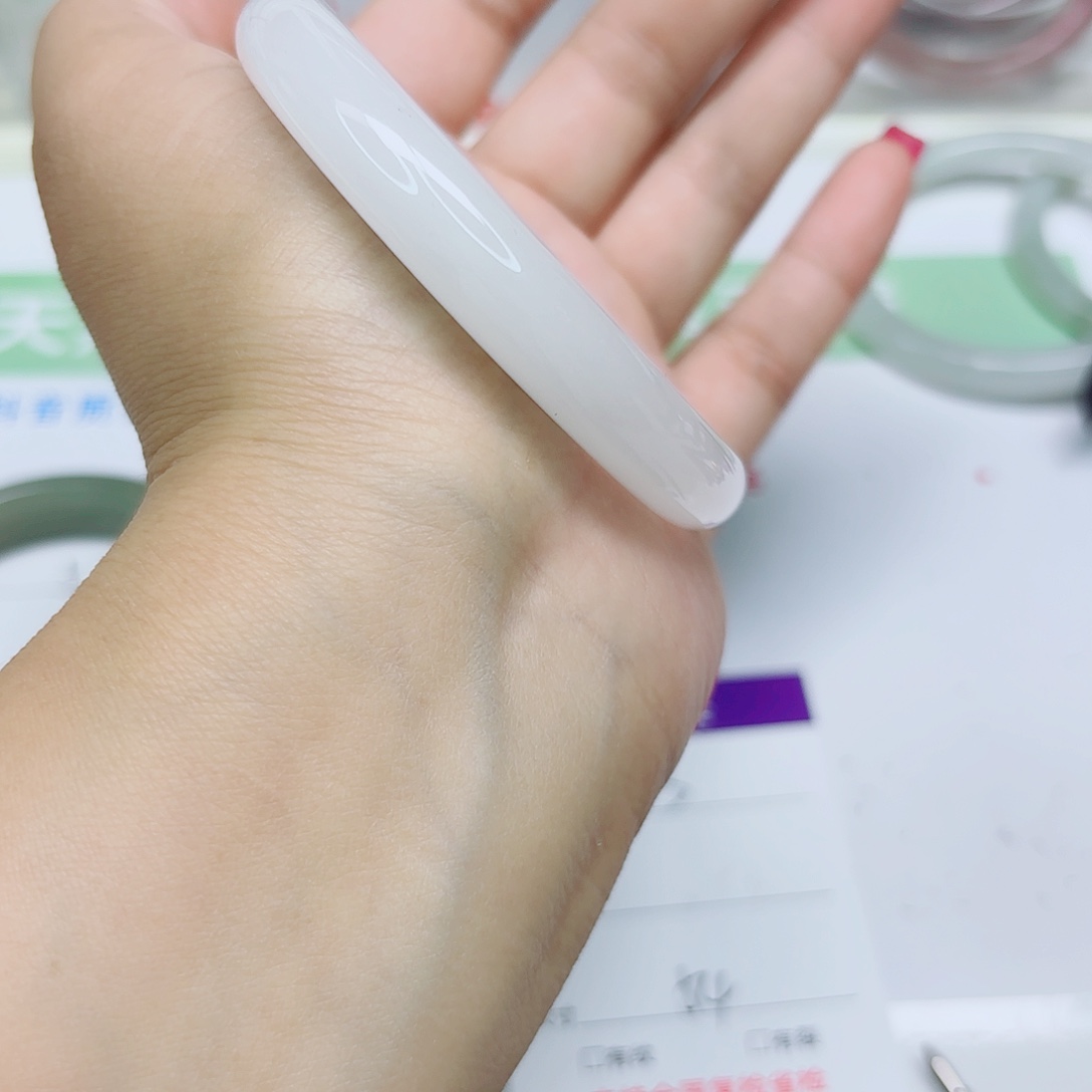 未镶嵌手镯石英质玉53/5453