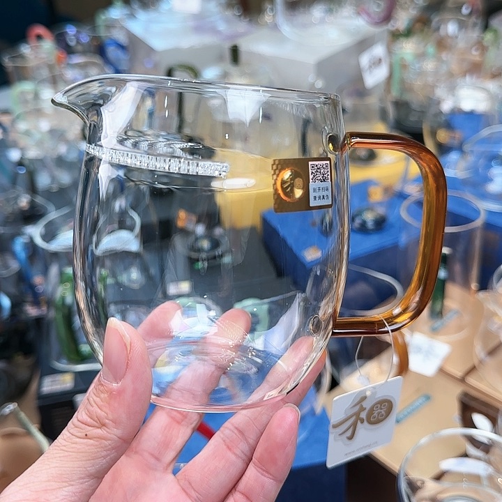 禾器琥珀色澄然月牙款