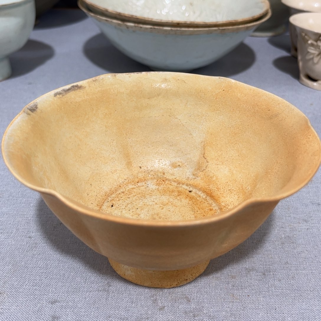 拾***房摆件陶湖田窑高足花口碗