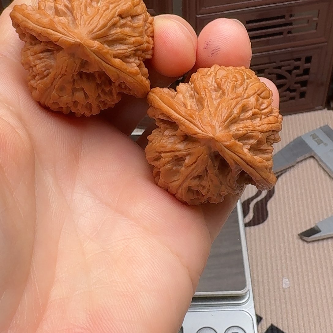 潇***兵把件文玩核桃朱雀