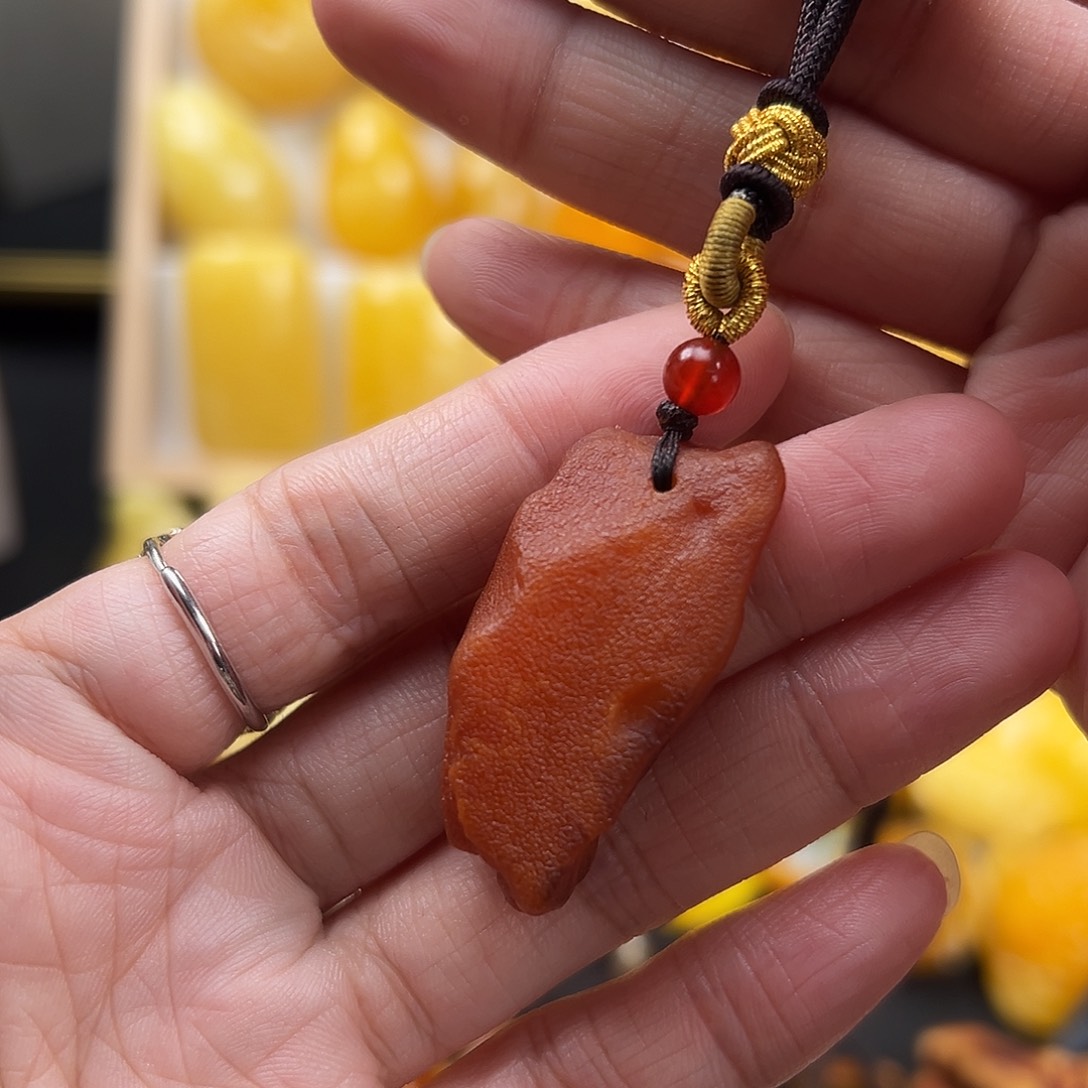 蜜蜡颈饰未镶嵌蜜蜡