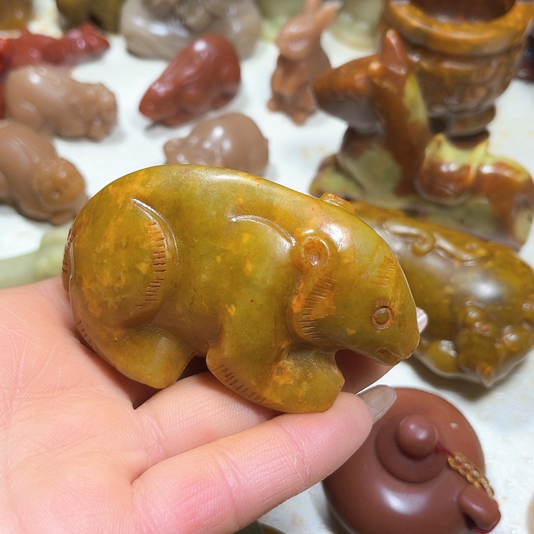 白玉菩提吊坠白玉菩提吊坠