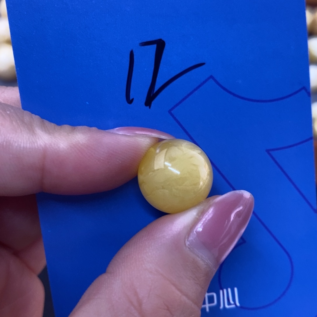 裸石琥珀未镶嵌这***了