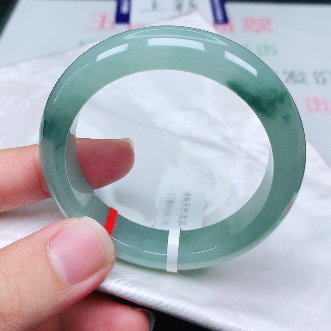 未镶嵌手镯翡翠天然翡翠手镯