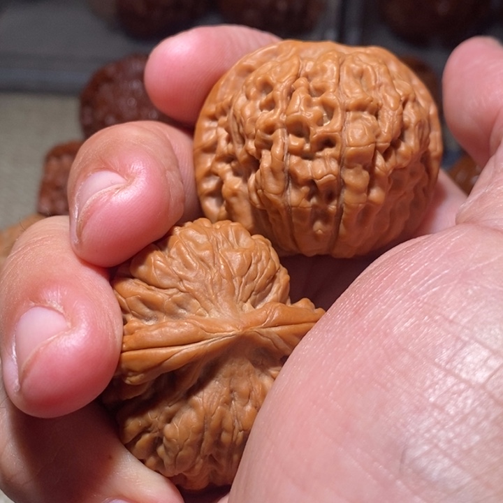 周***星文玩核桃吊坠核桃