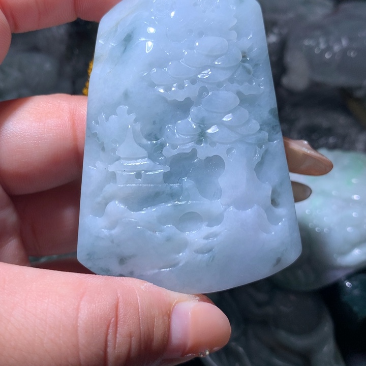 翡翠未镶嵌颈饰保真天然A货翡翠