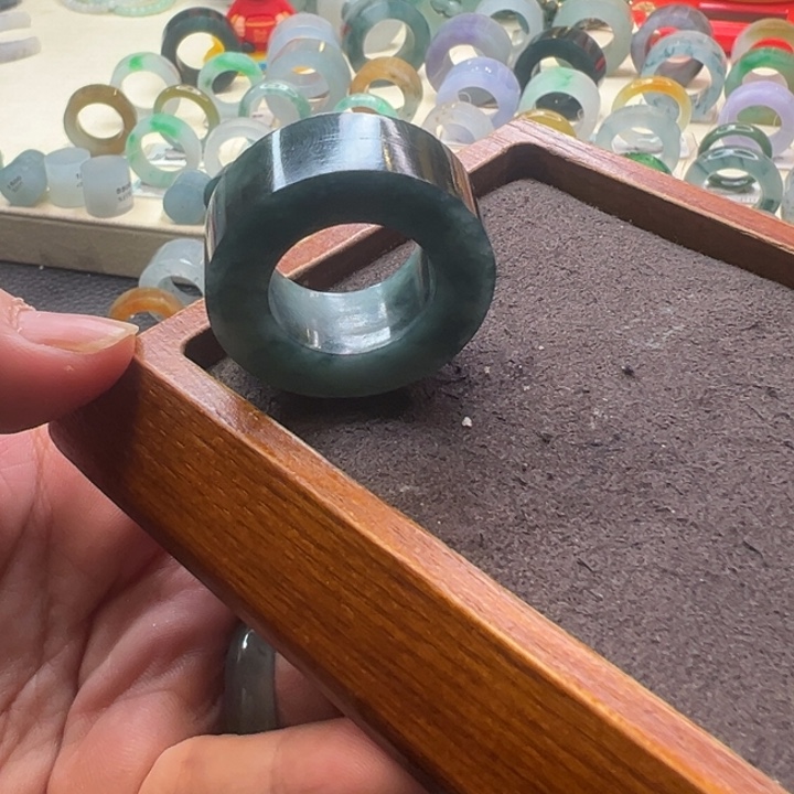 定制翡翠未镶嵌翡翠戒指车轮大福利20-33