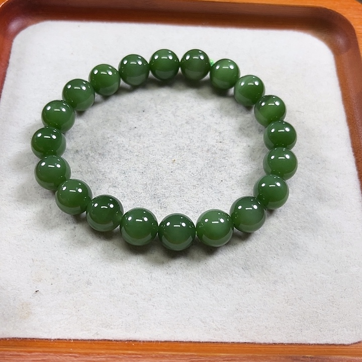 和田玉（碧玉）未镶嵌手链